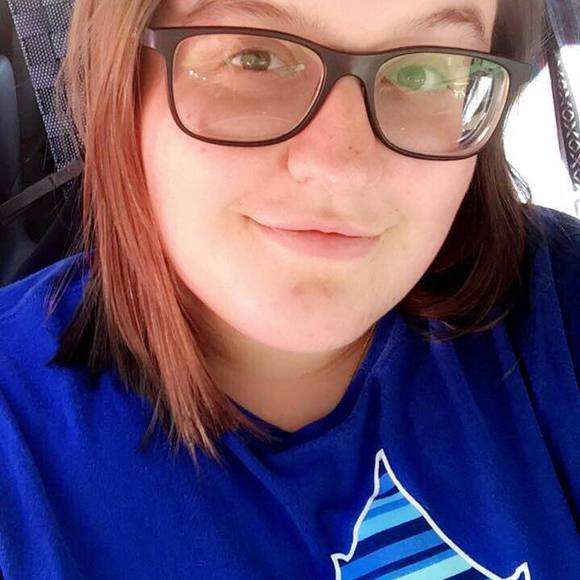 Meet your Posher, Julia - Picture 1 of 1